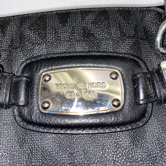 MICHAEL KORS Signature Logo with Wallet - Picture 3 of 13